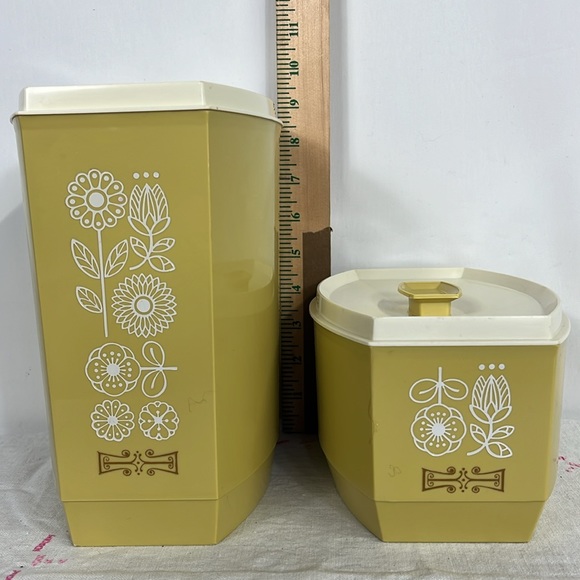 Vintage Lustroware plastic nesting stackable storage containers - Picture 2 of 11